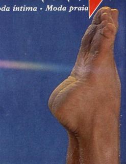 Xuxa Meneghel's Feet (641942)