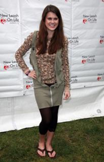 Lindsey Shaw's Feet (65135)