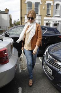 Kylie Minogue's Feet (661143)