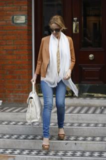 Kylie Minogue's Feet (661145)