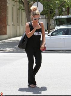 Ashley Tisdale's Feet (662512)