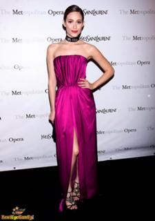 Emmy Rossum's Feet (664104)