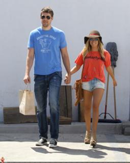 Ashley Tisdale's Feet (664916)
