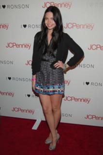 Daveigh Chase's Feet (66897)