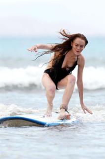 Lindsay Lohan's Feet (671076)