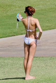 Lindsay Lohan's Feet (671083)
