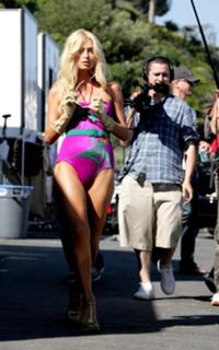 Paris Hilton's Feet (672792)