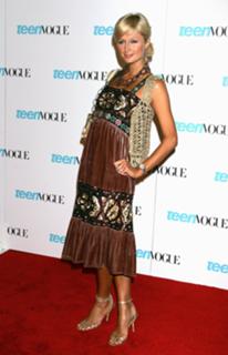 Paris Hilton's Feet (672815)