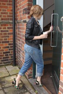 Kylie Minogue's Feet (673153)