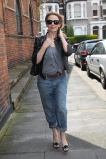 Kylie Minogue's Feet (673155)