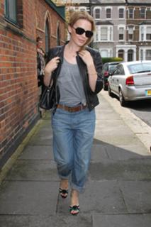 Kylie Minogue's Feet (673156)