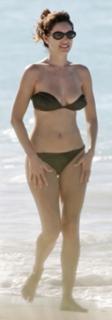 Kelly Brook's Feet (675381)