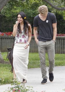 Vanessa Hudgens's Feet (676070)