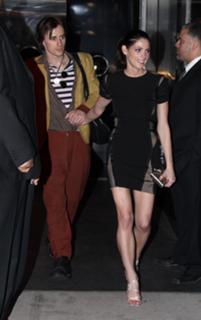 Ashley Greene's Feet (678917)