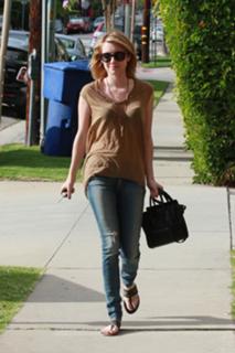Emma Roberts's Feet (680049)