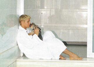 Xuxa Meneghel's Feet (682043)