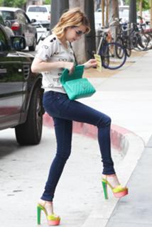 Emma Roberts's Feet (682275)