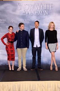 Charlize Theron's Feet (683956)