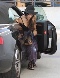 Vanessa Hudgens's Feet (684547)