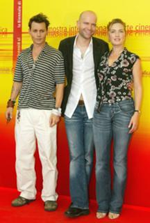 Kate Winslet's Feet - Photos, Shoe Size, and More | FeetDatabase.com