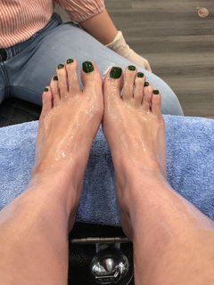 Lana Analise's feet