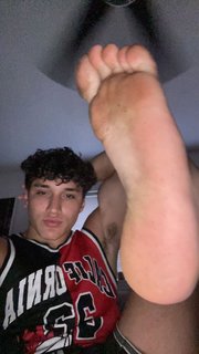 Aaron Toft's feet