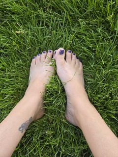 Photo galleries - wikiFeet X