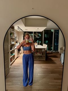 Adriana Fajardo's feet