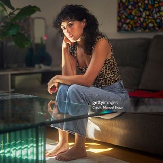Carly King's feet